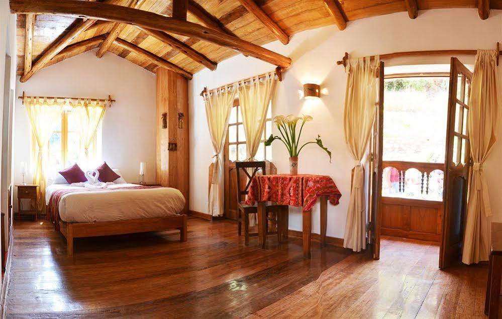 Picaflor Tambo Guest House โอยานไตตามโบ ภายนอก รูปภาพ